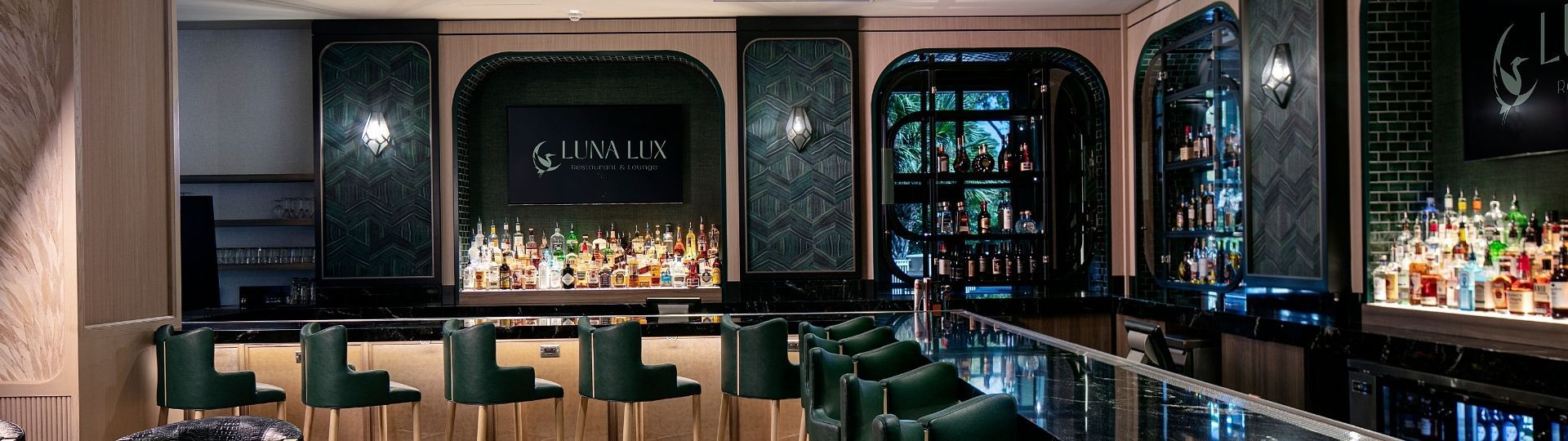 St. Petersburg Restaurant Offers - Luna Lux Restaurant & Lounge.